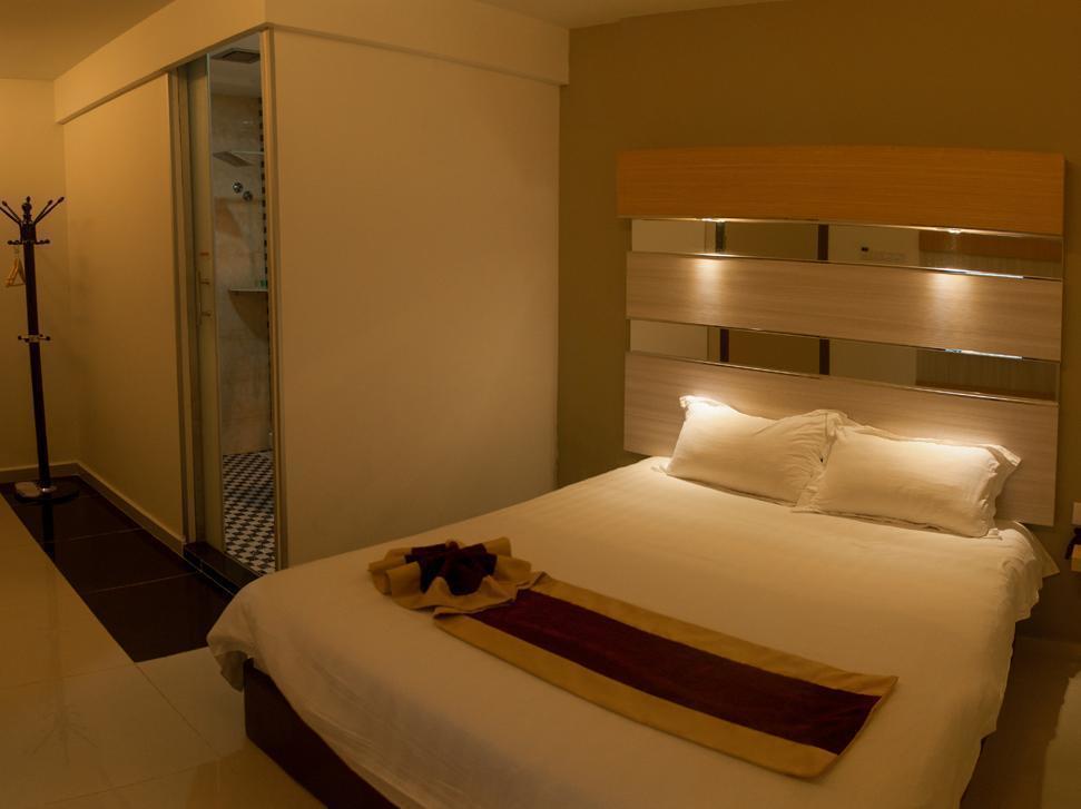 เอวานการ์เด โฮเต็ล Hotel ยะโฮร์บาห์รู ภายนอก รูปภาพ